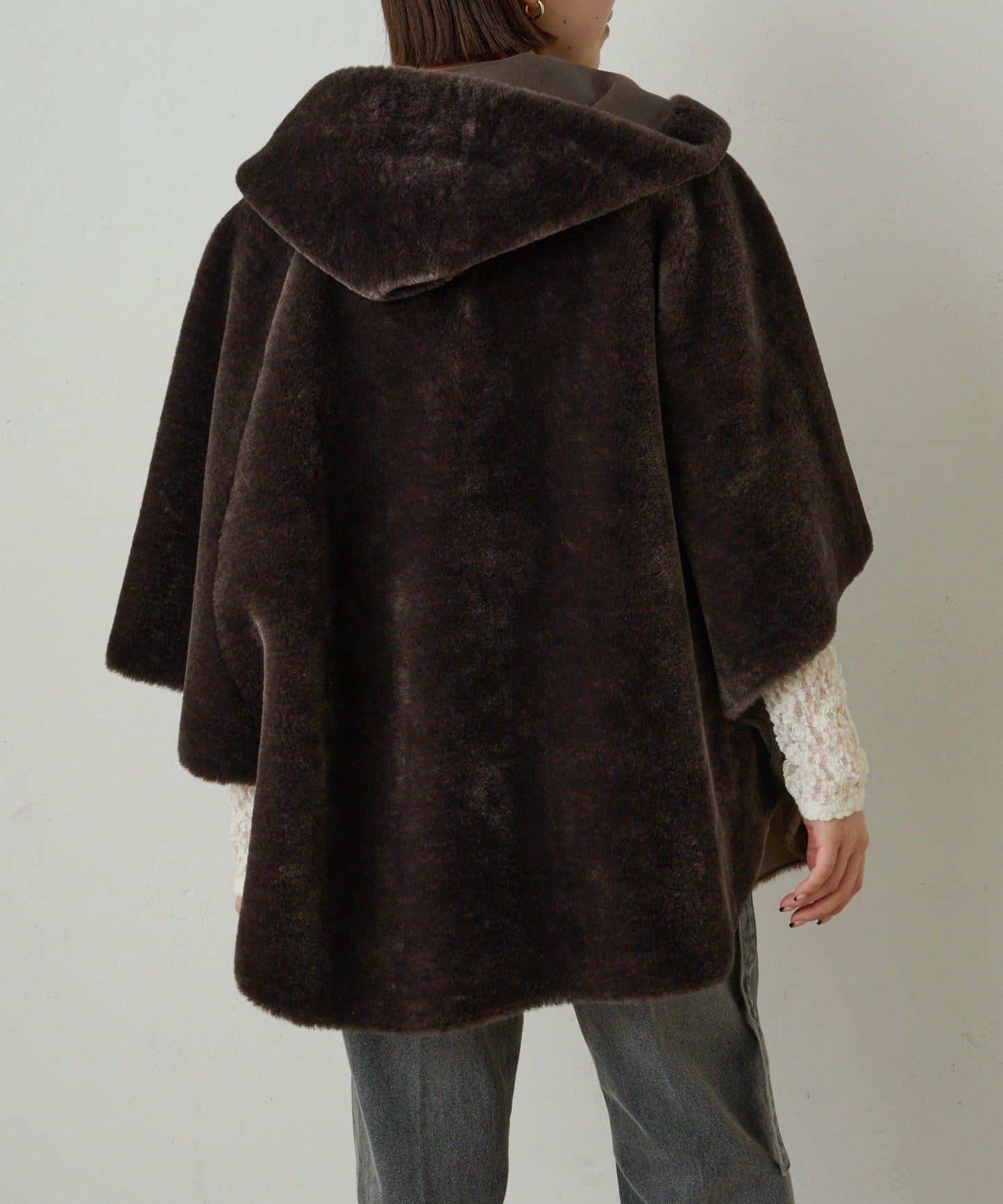 【Omekashi】短款仿毛絨斗篷