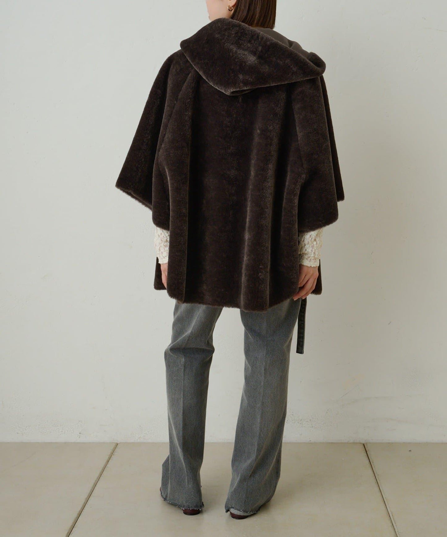 【Omekashi】短款仿毛絨斗篷