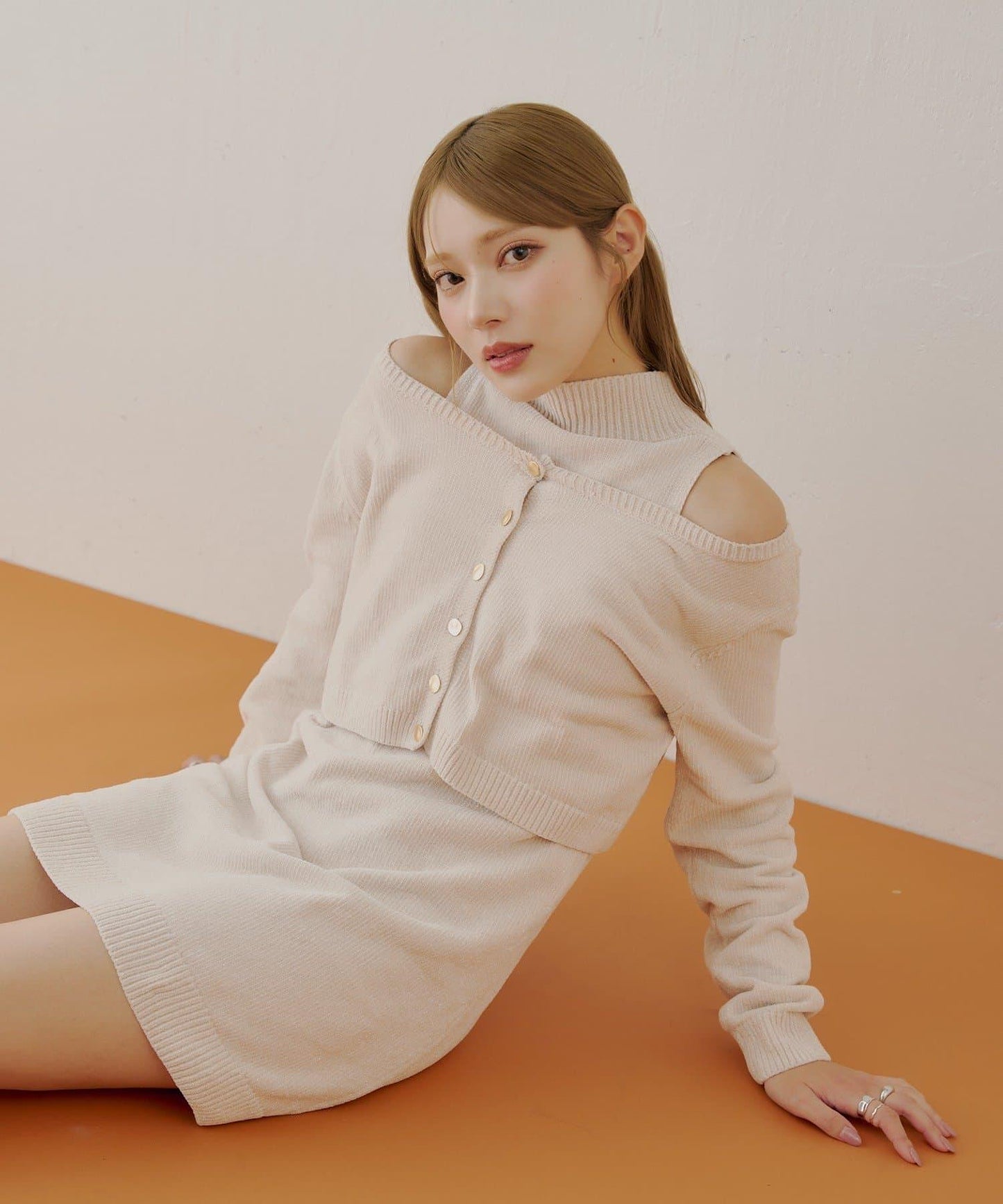 【Chico】天鵝絨無袖連衣裙+開衫套裝