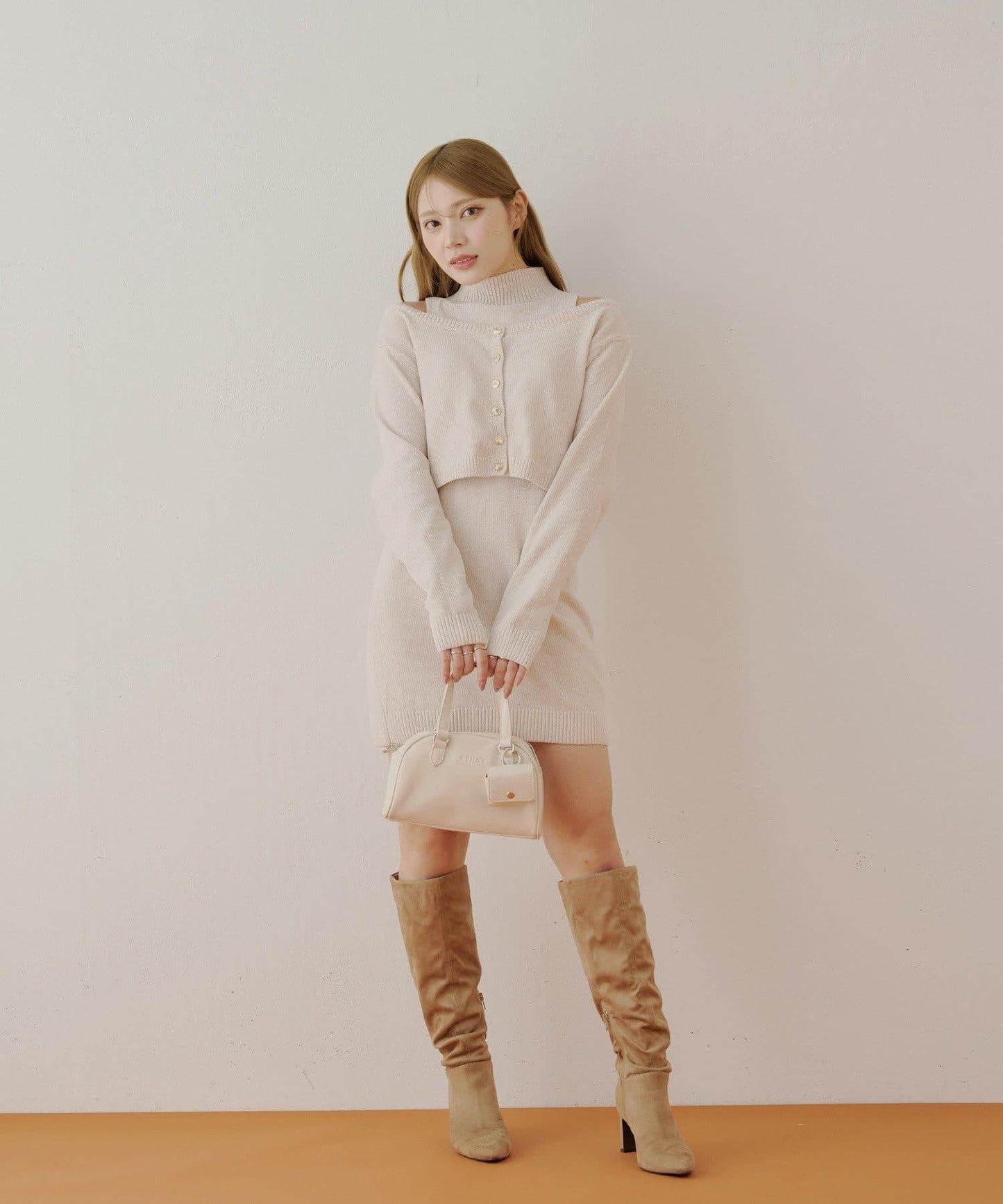 【Chico】天鵝絨無袖連衣裙+開衫套裝