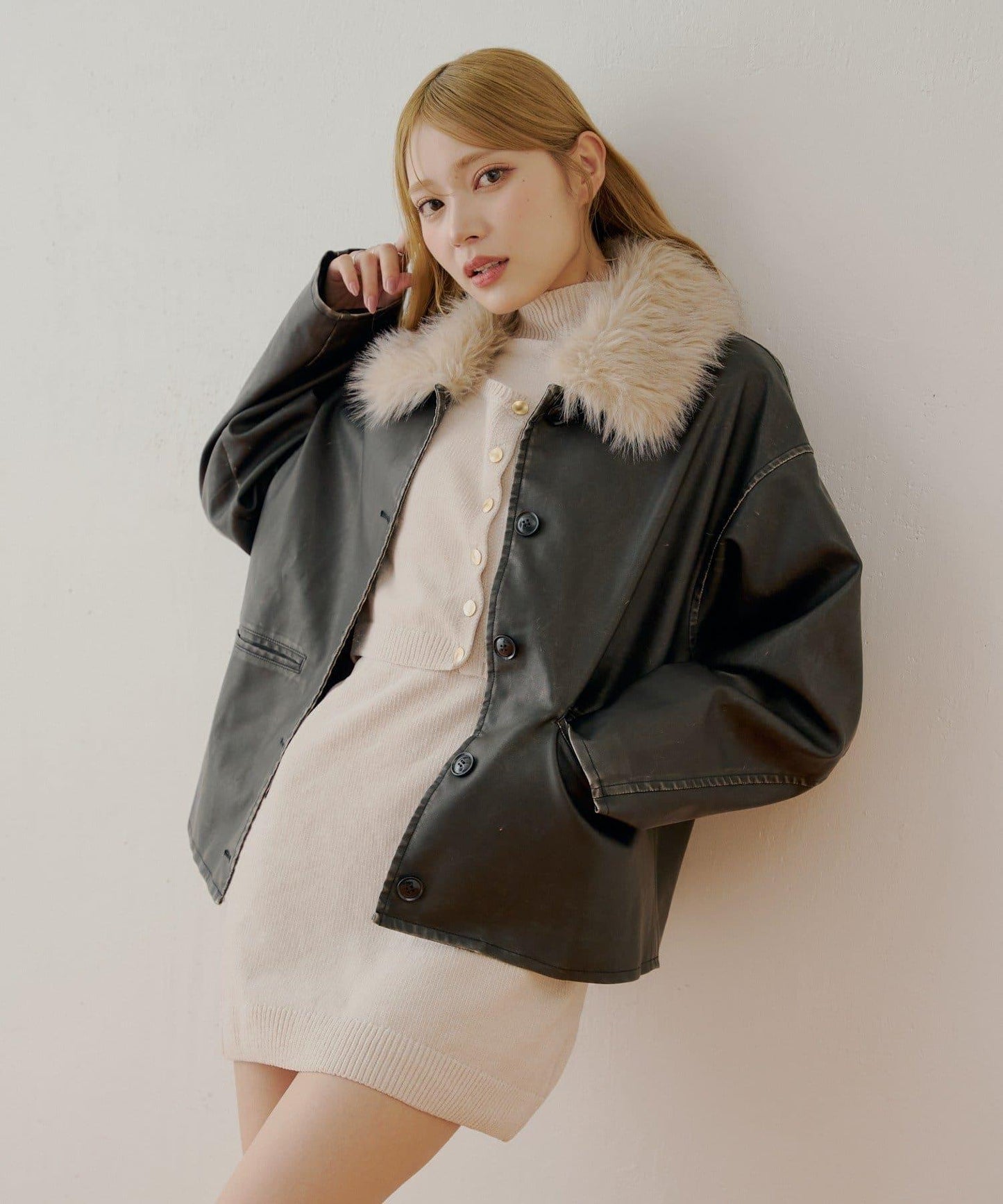 【Chico】天鵝絨無袖連衣裙+開衫套裝