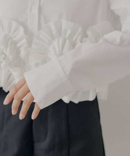 【SALON by Chico】下襬荷葉邊設計襯衫