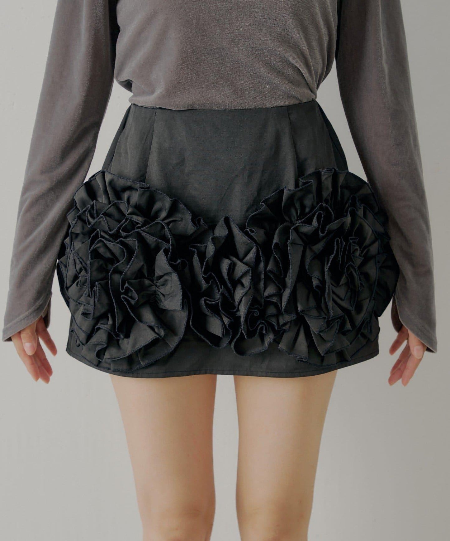 【Chico】荷葉邊設計蓬鬆迷你裙