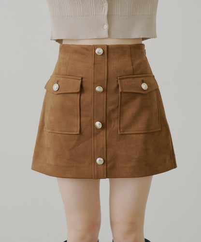 【Chico】前扣麂皮絨A字裙