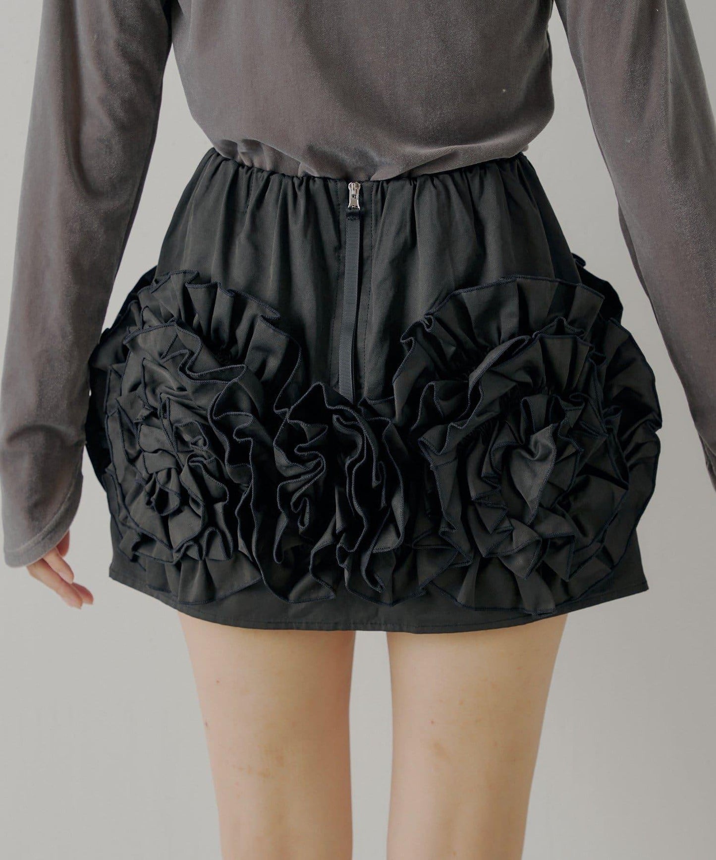 【Chico】荷葉邊設計蓬鬆迷你裙