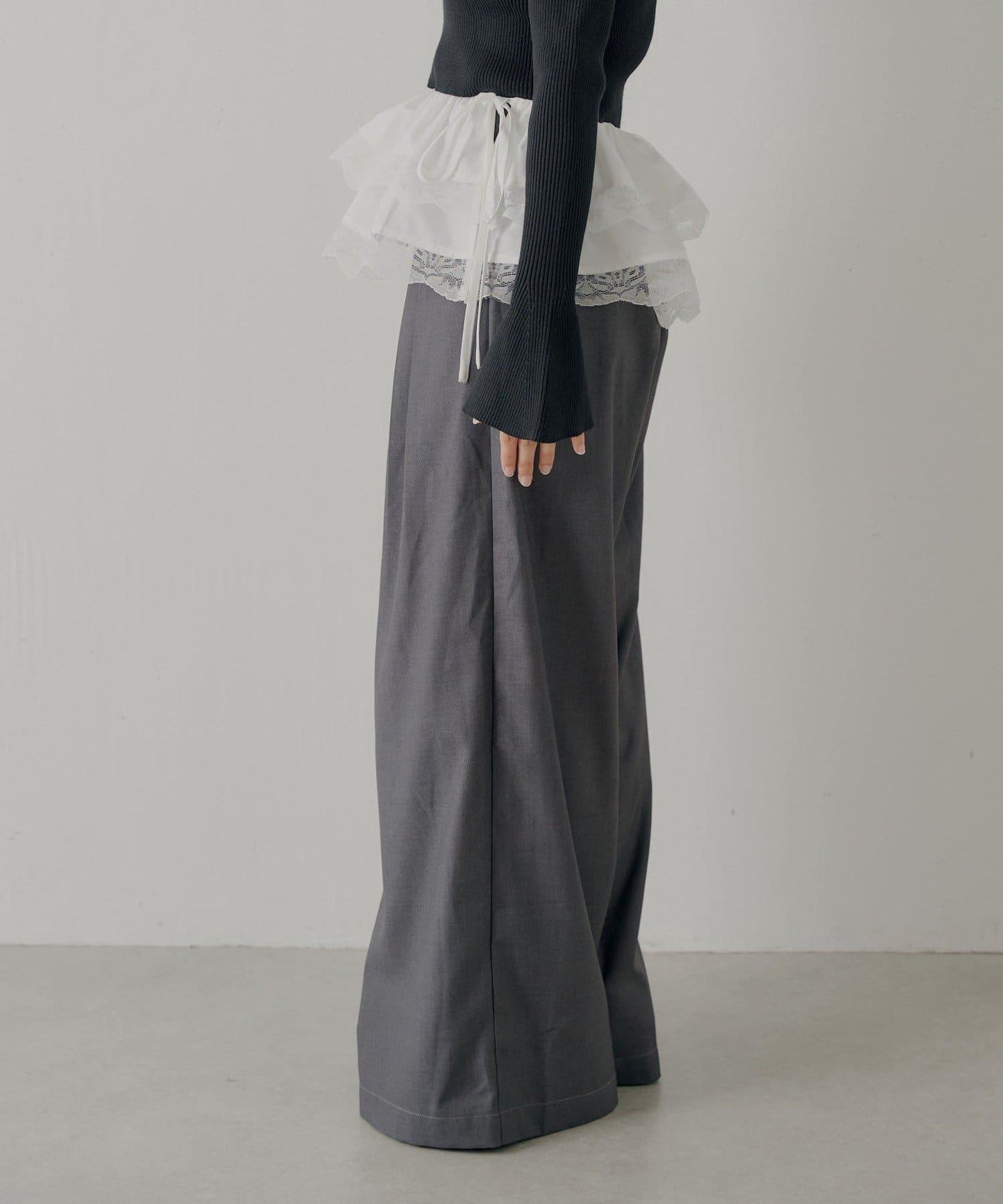 【SALON by Chico】可拆卸荷葉邊寬鬆休閒褲