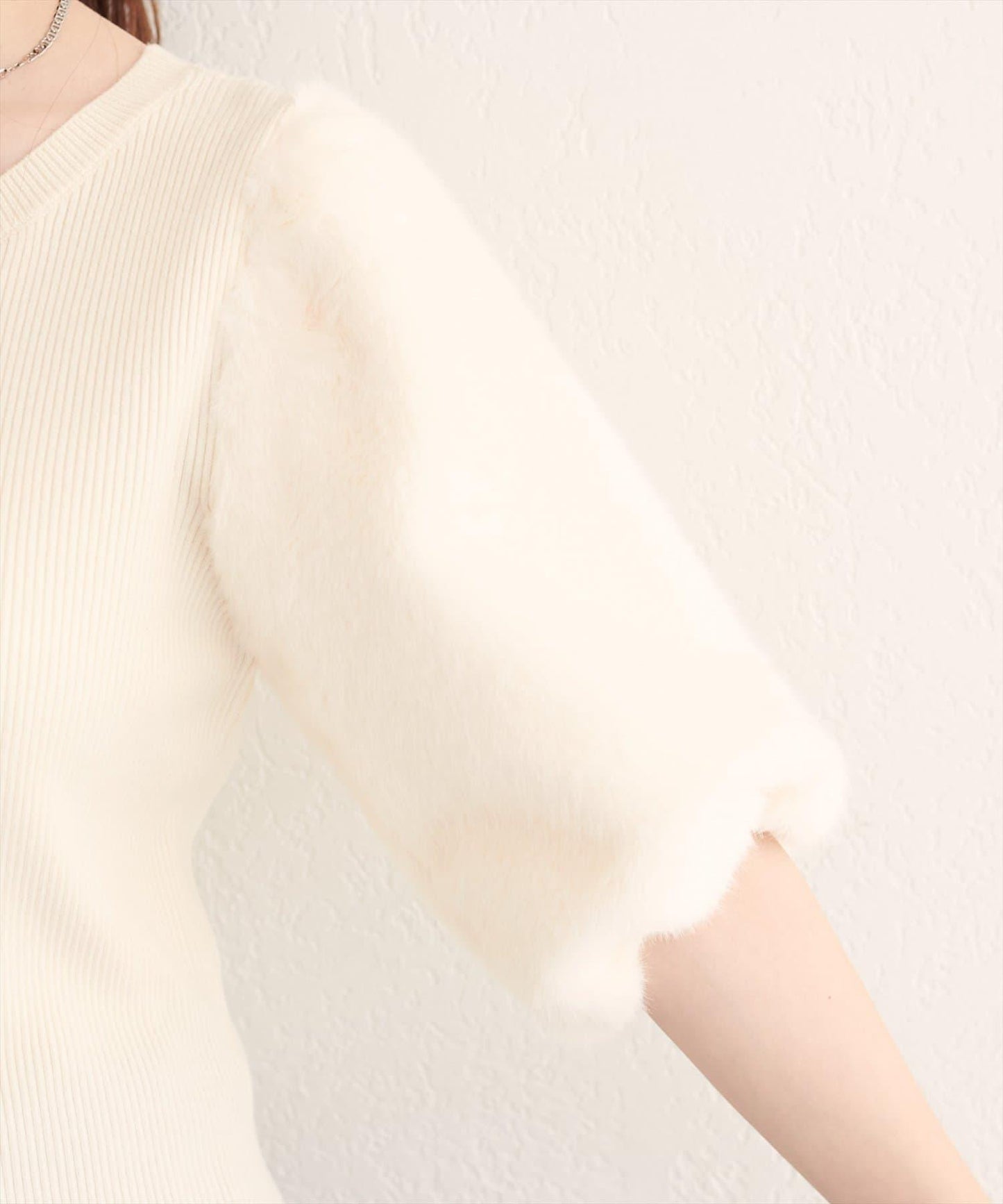 拼接毛絨袖口羅紋針織套頭衫