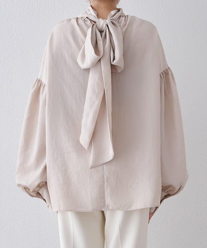 絲滑蝴蝶結領襯衫