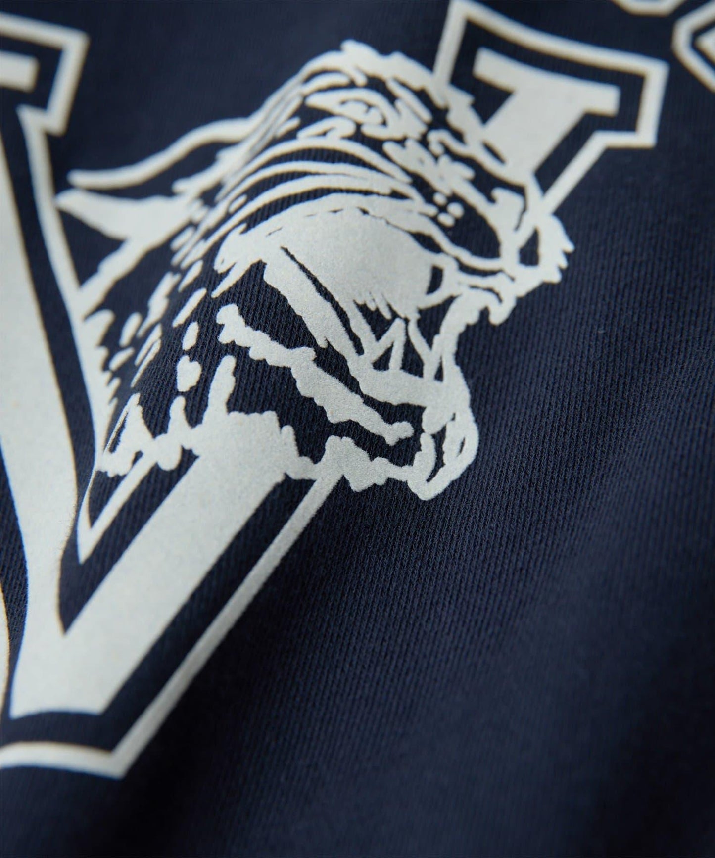 標誌植絨衛衣布