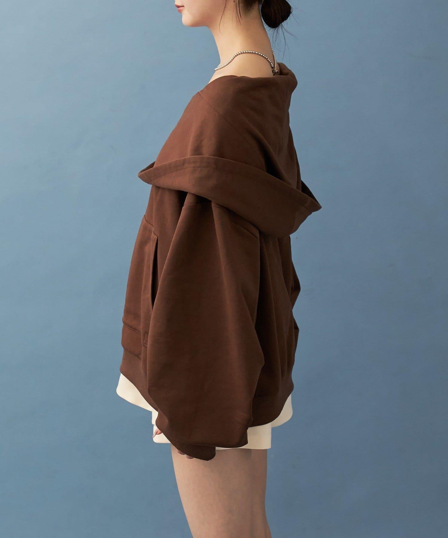 連帽一字肩衛衣