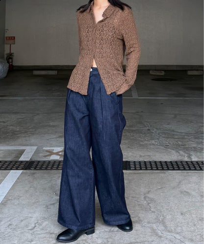 褶皺寬鬆牛仔褲