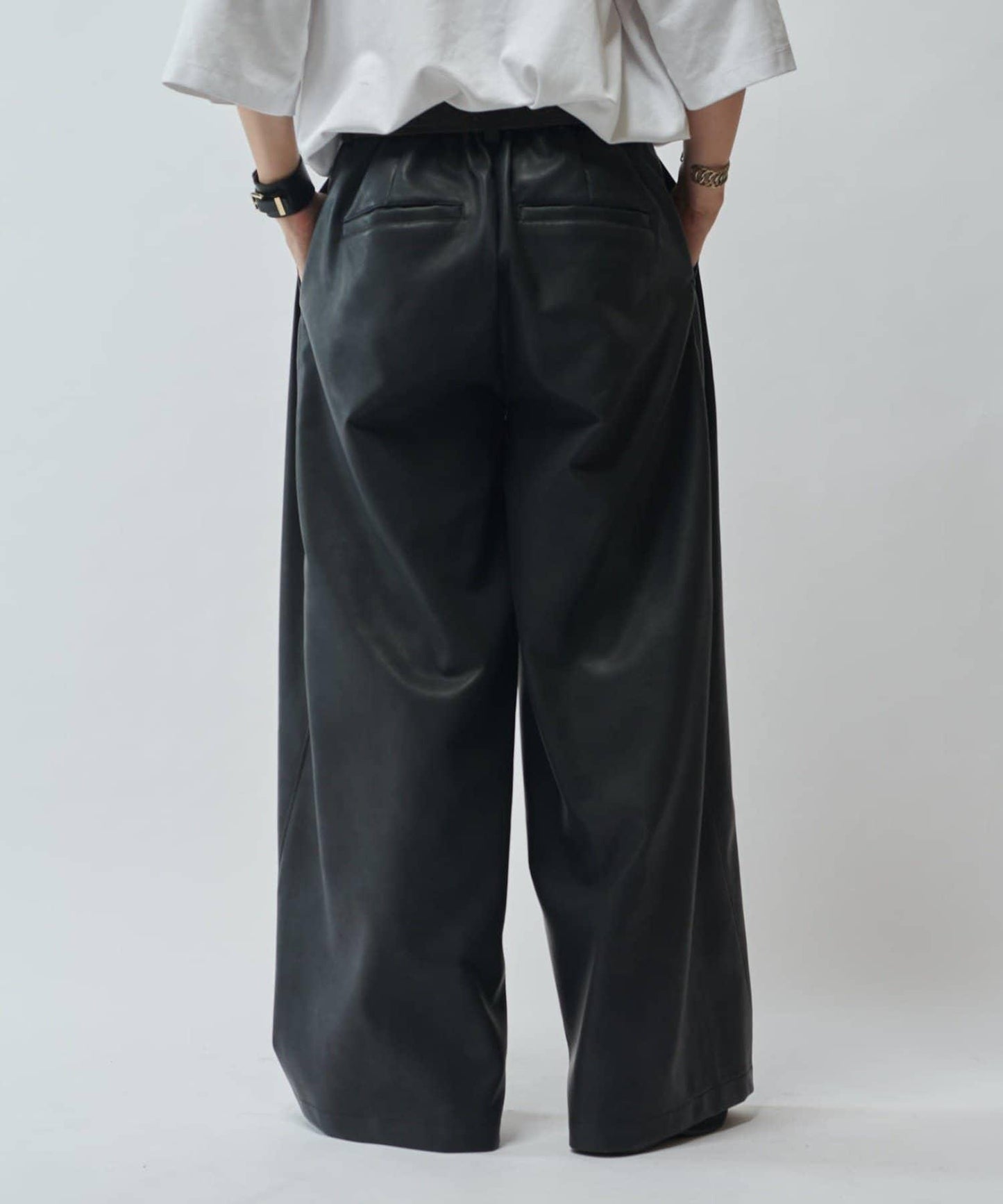 【SURJENT】 合成皮寬鬆直筒褲