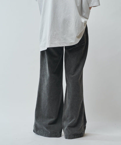 【SURJENT】 鉚釘寬鬆直筒牛仔褲