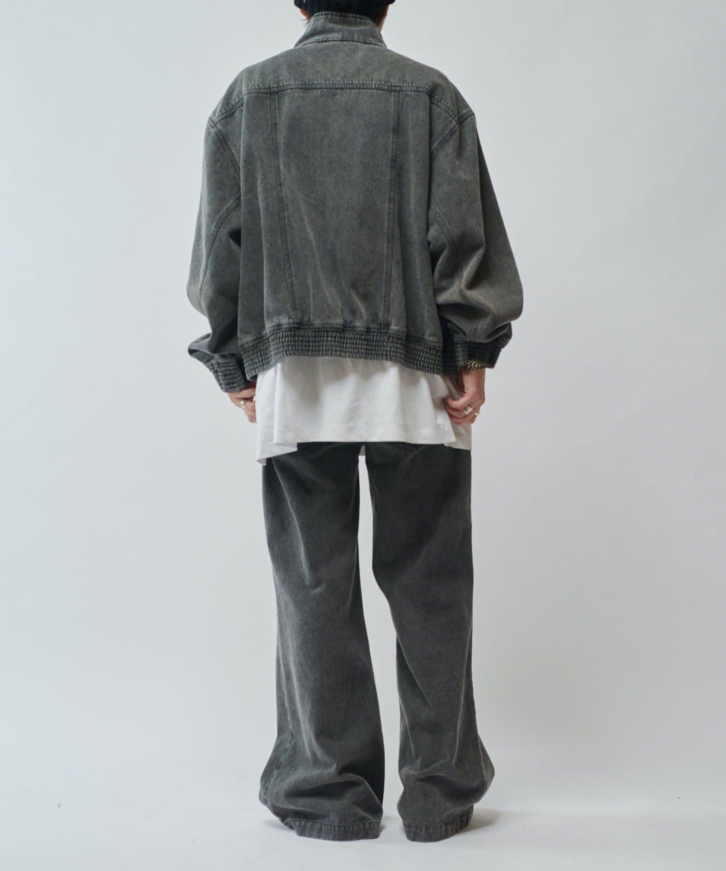 【SURJENT】 鉚釘寬鬆直筒牛仔褲