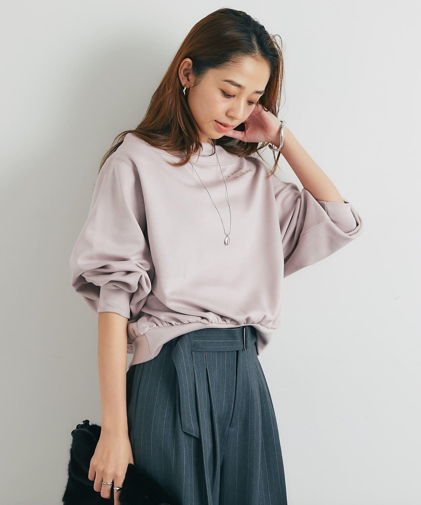 2WAY刺繡拉鍊套頭衫