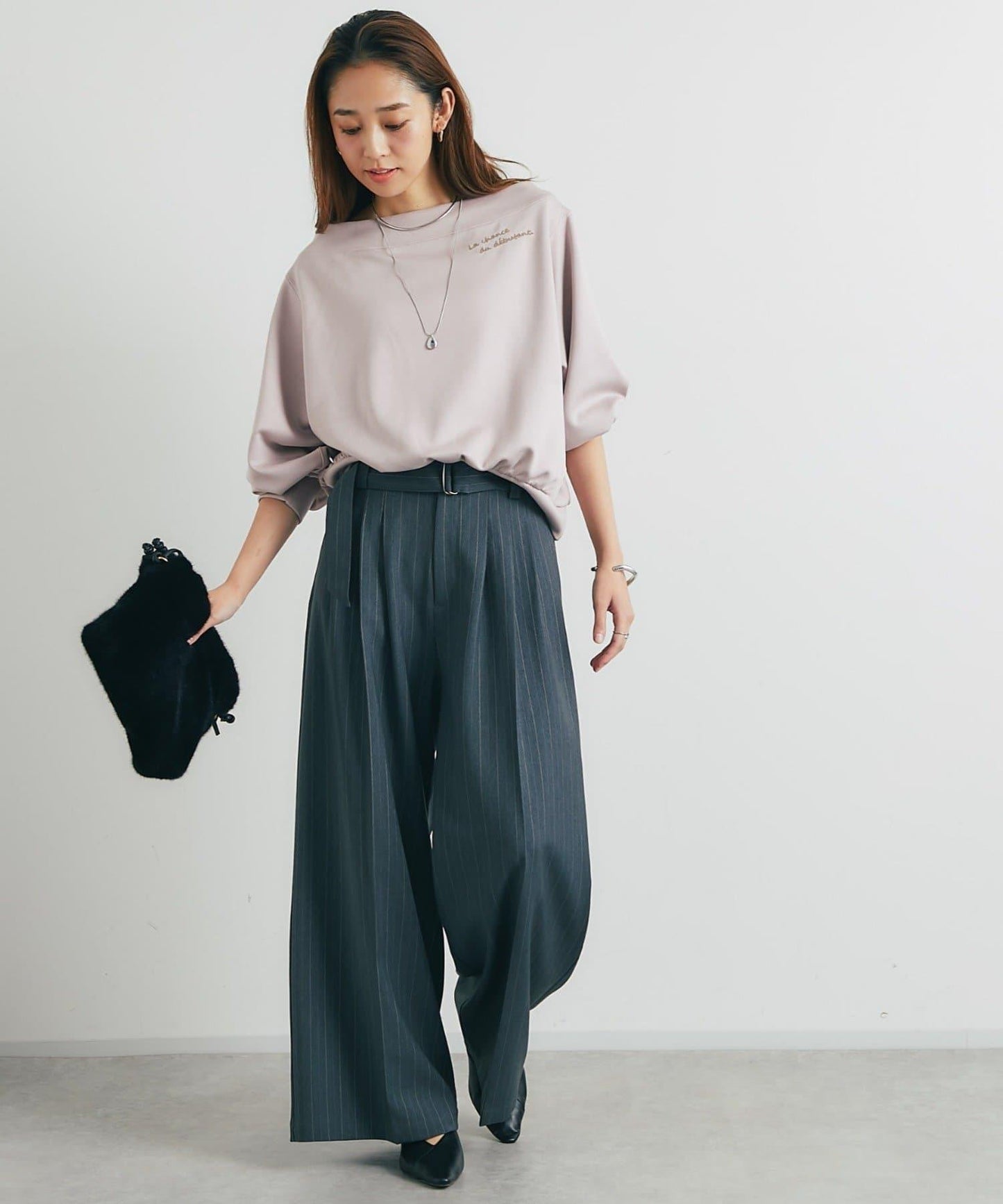 2WAY刺繡拉鍊套頭衫