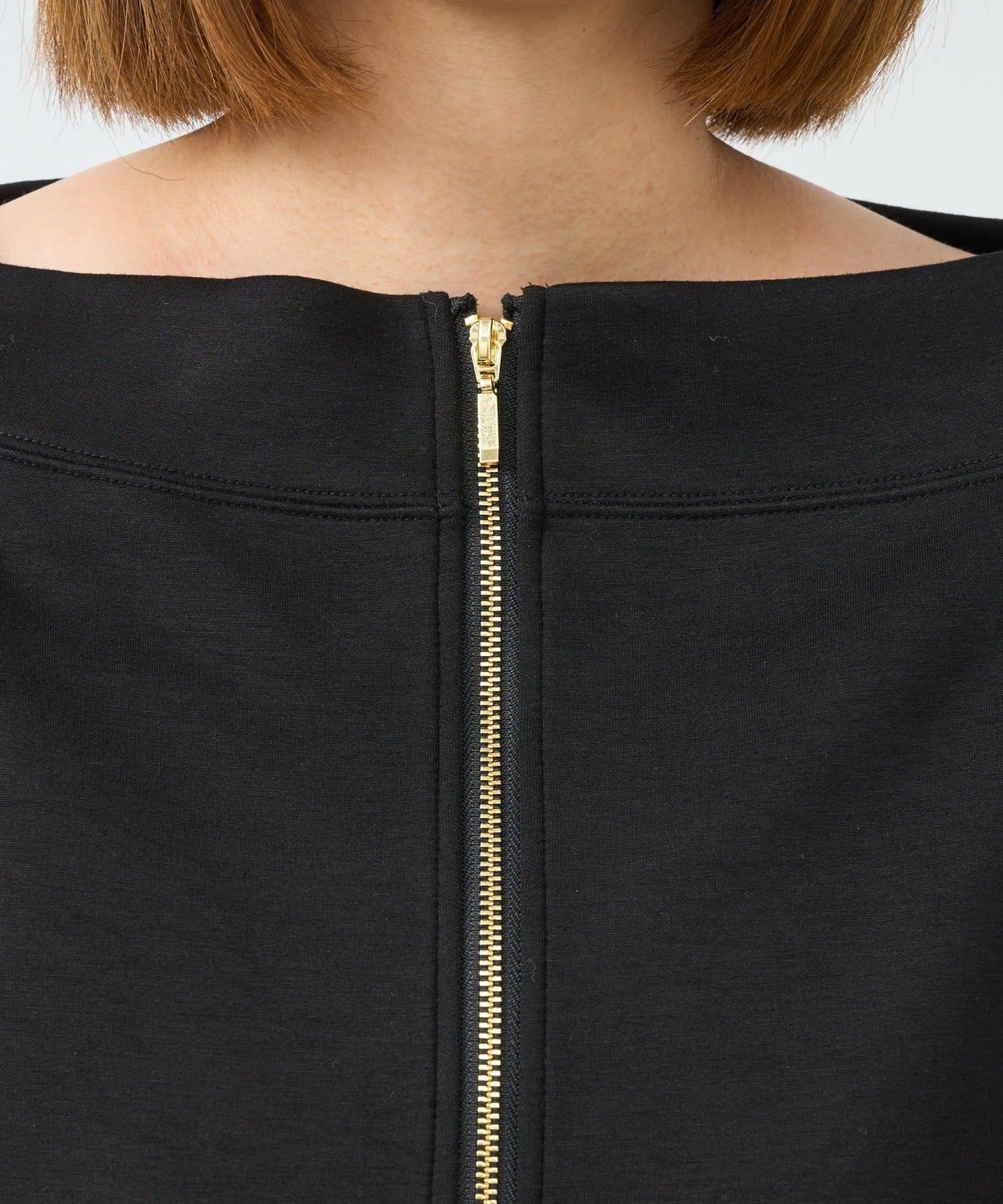 2WAY刺繡拉鍊套頭衫