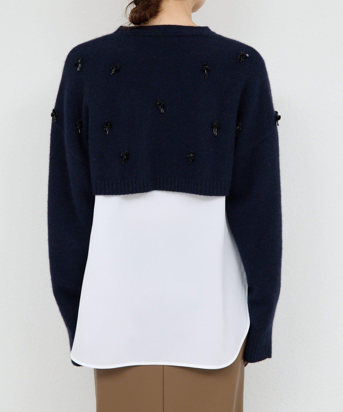 【25週年紀念款】寶石裝飾短款V領針織衫