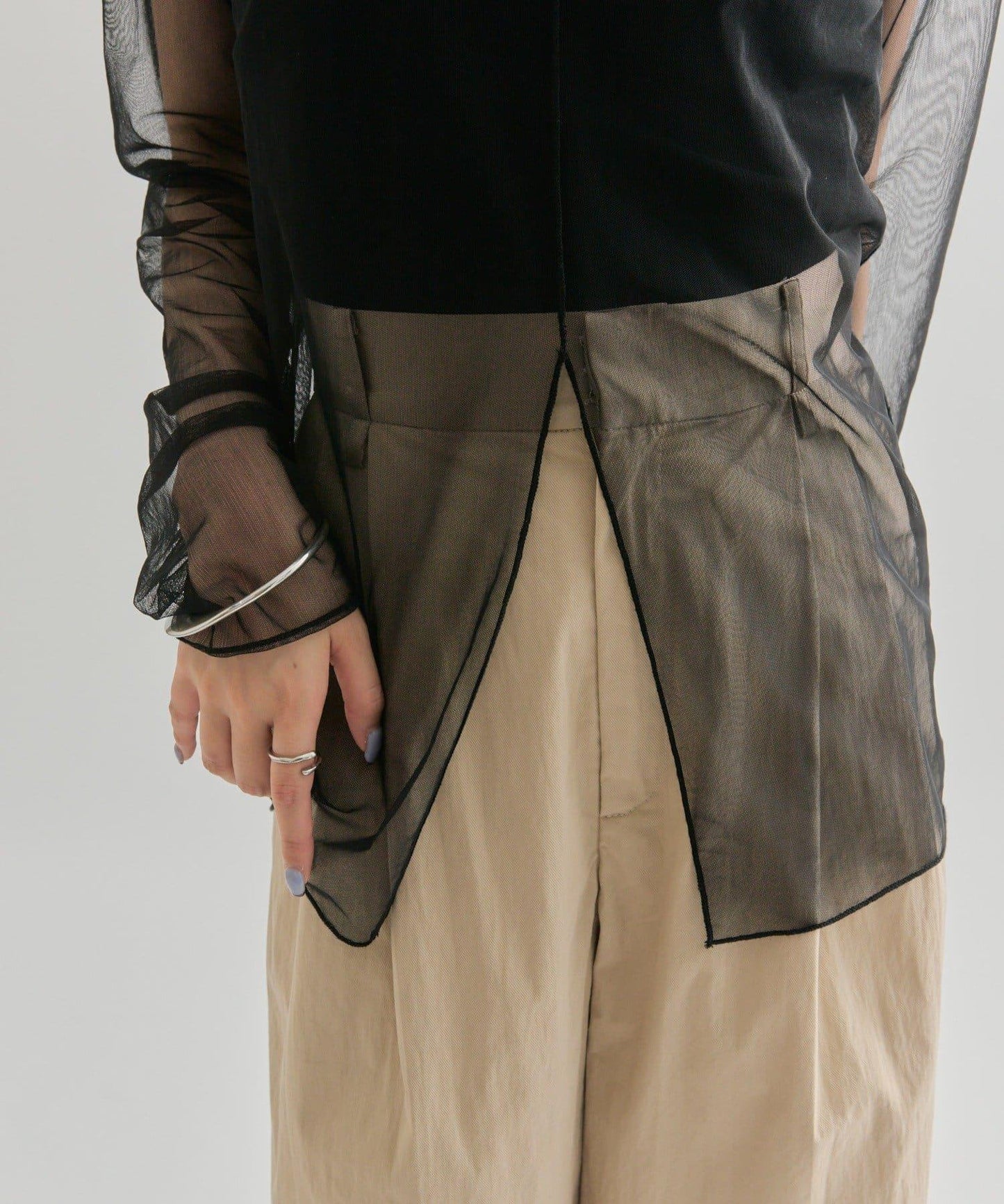 透視開衩網紗上衣