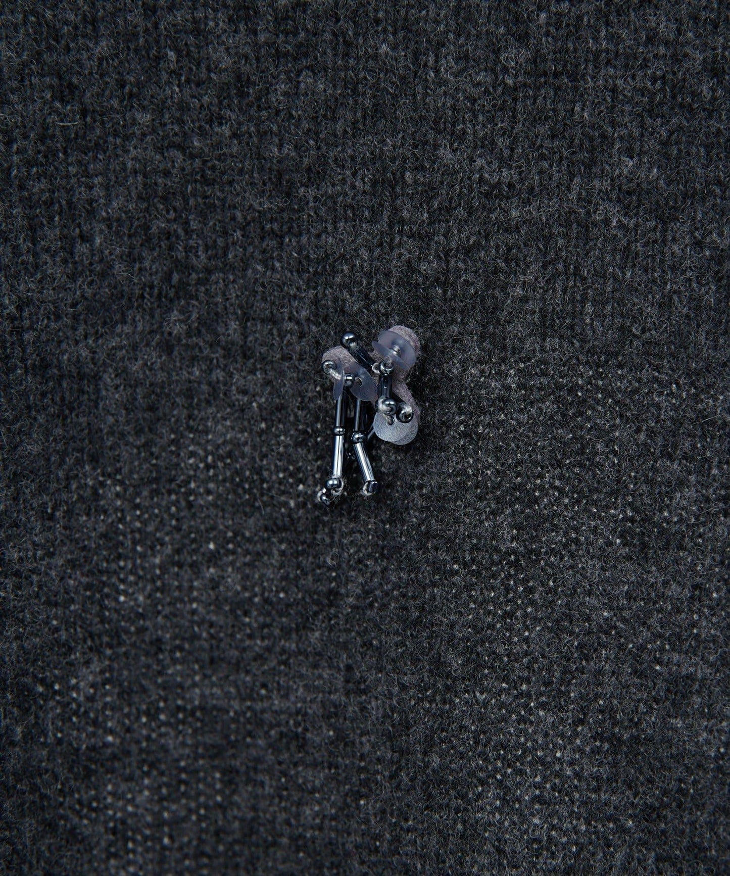 【25週年紀念款】寶石裝飾短款V領針織衫