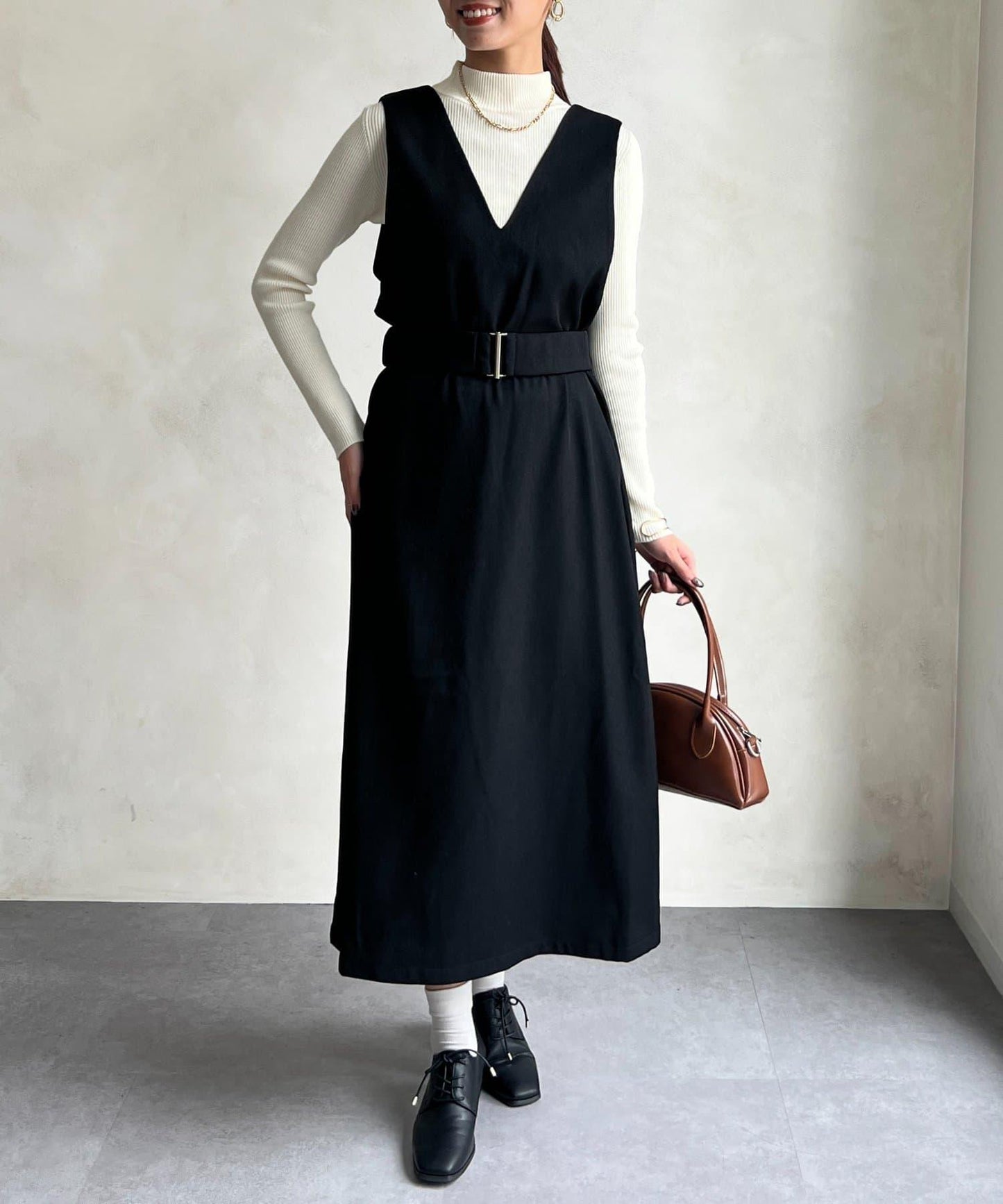 內搭套裝高腰帶連衣裙