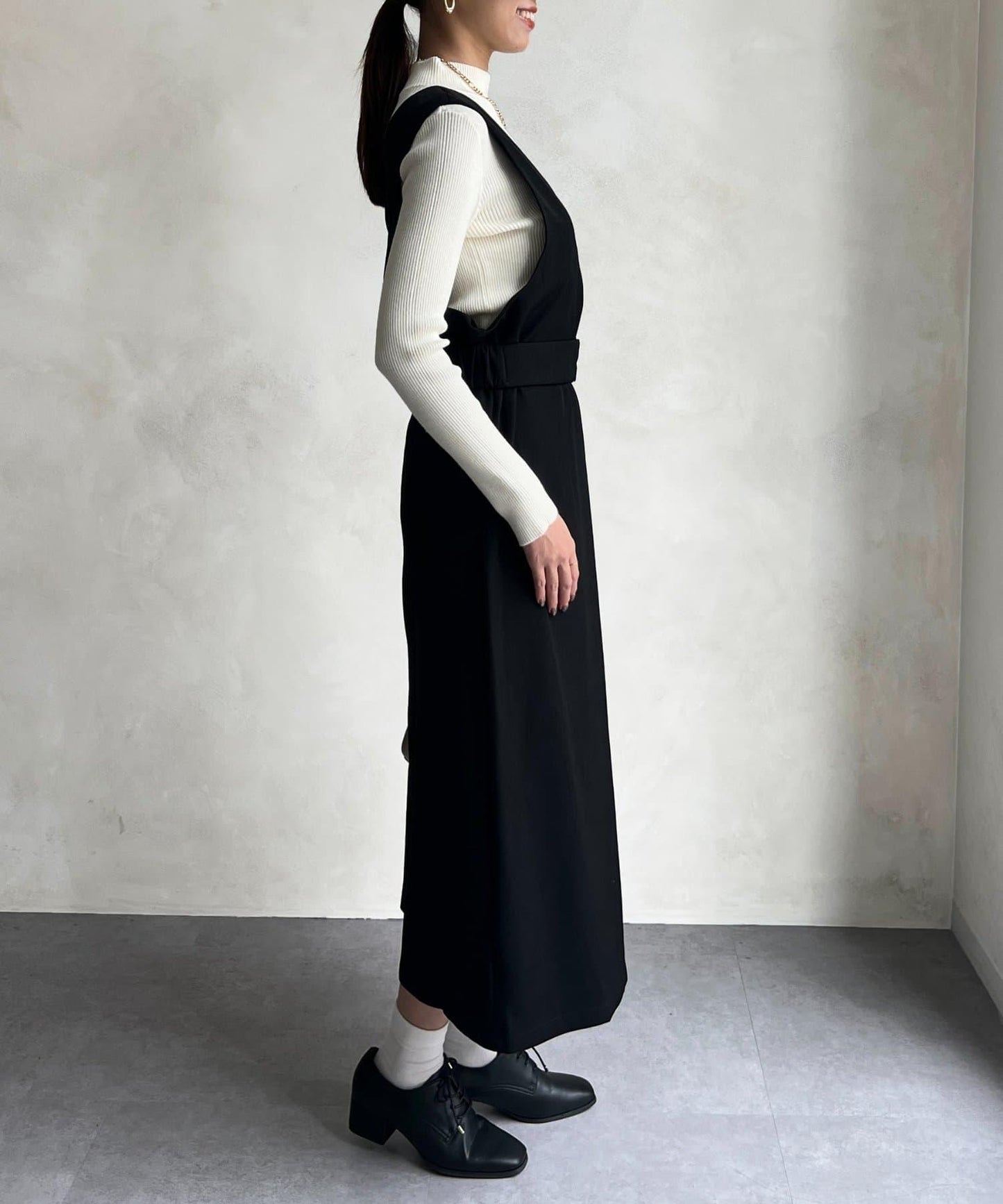 內搭套裝高腰帶連衣裙