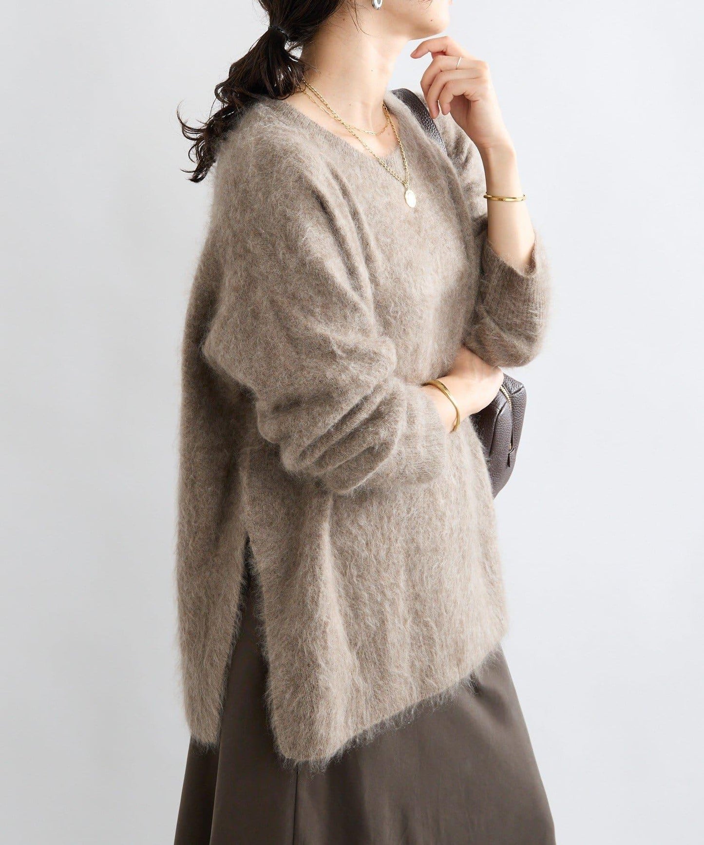 【蓬鬆質感】起毛羊毛側開叉針織衫