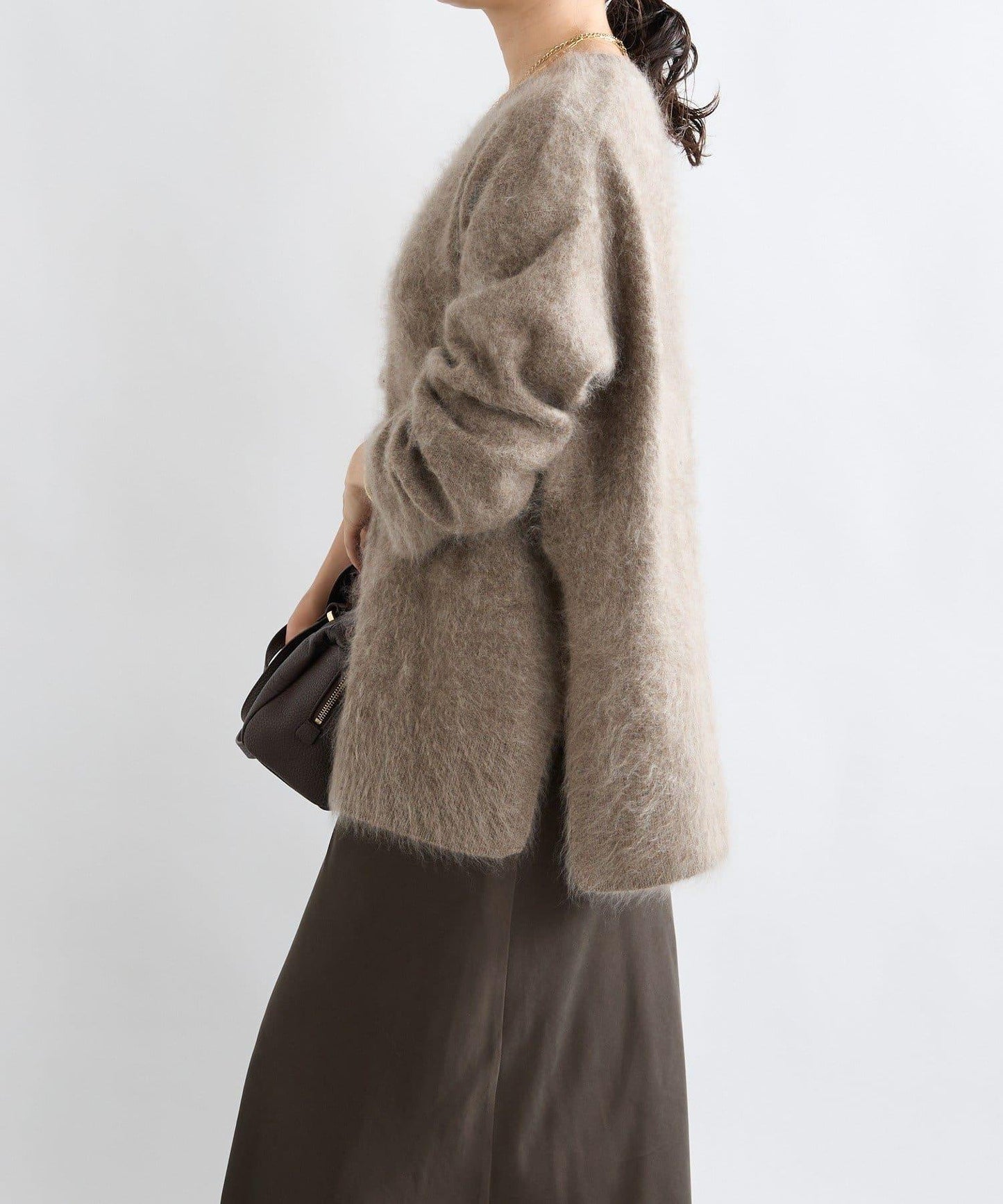 【蓬鬆質感】起毛羊毛側開叉針織衫