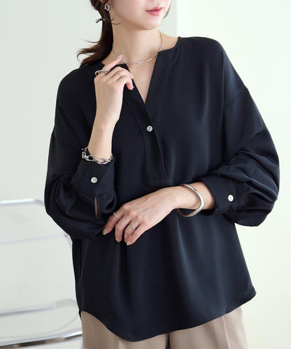 【Discoat】優雅紐扣裝飾V領襯衫