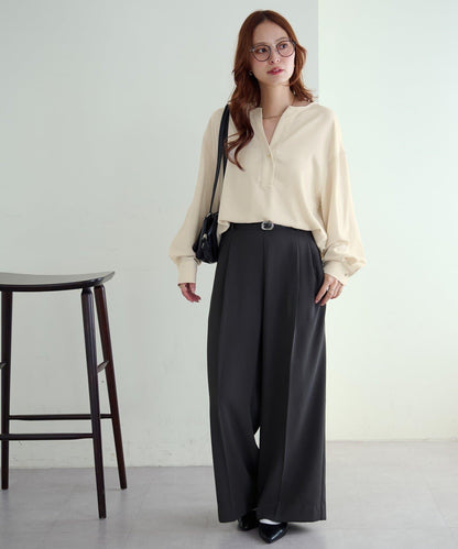 【Discoat】優雅紐扣裝飾V領襯衫