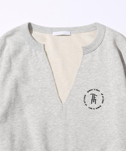 有機棉V領刺繡衛衣 / 寬鬆版型 / 毛圈衛衣
