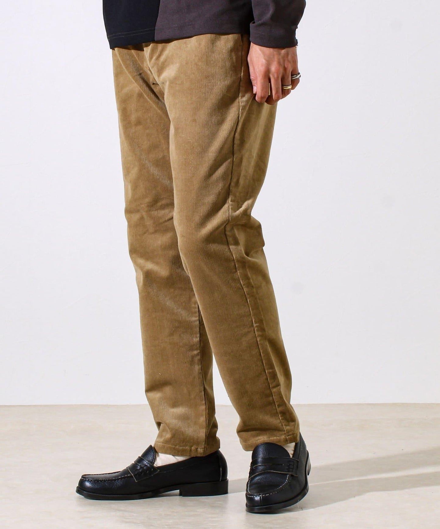 【保暖舒適且優雅】燈芯絨內里加絨彈力休閒褲