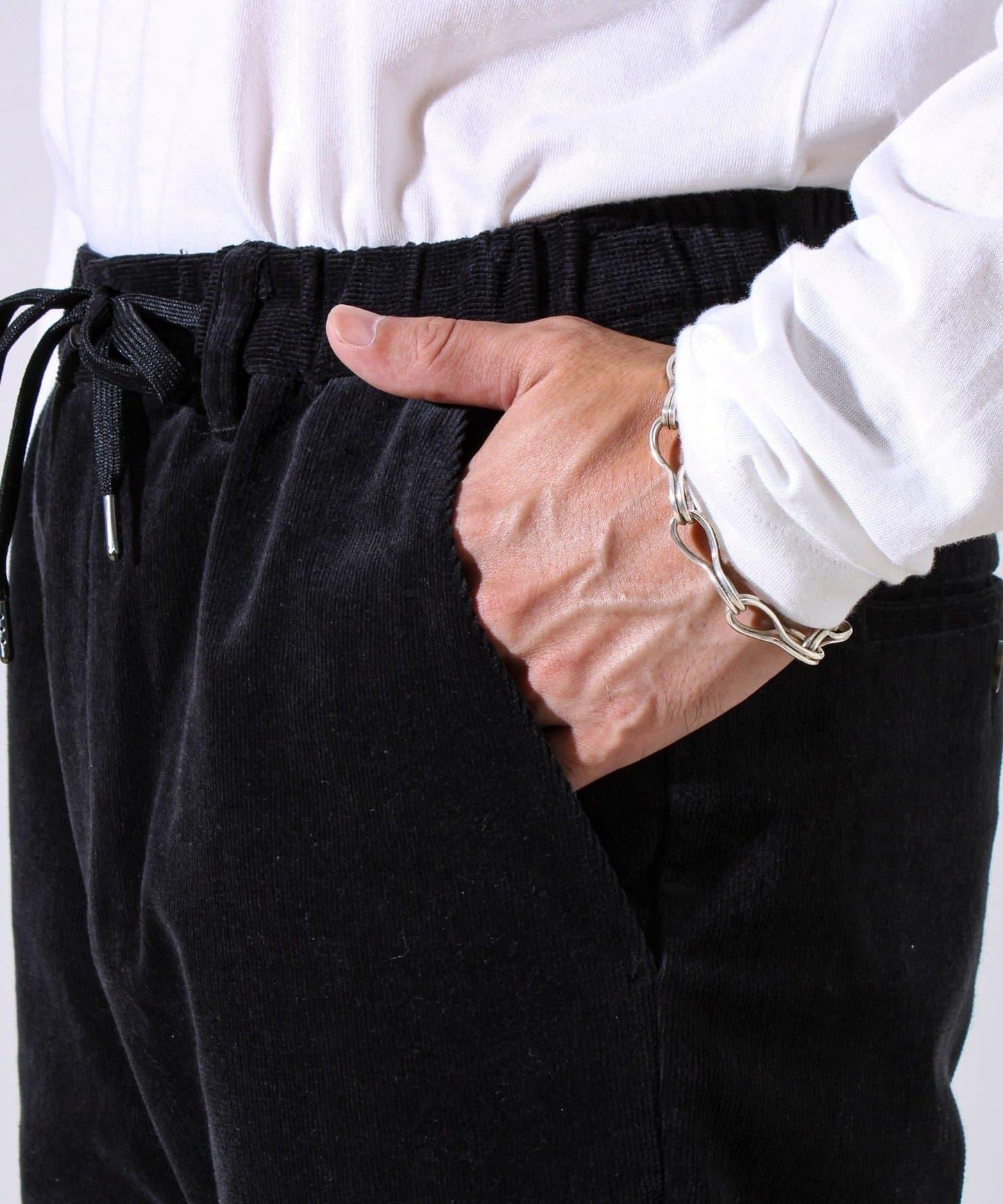 【保暖舒適且優雅】燈芯絨內里加絨彈力休閒褲