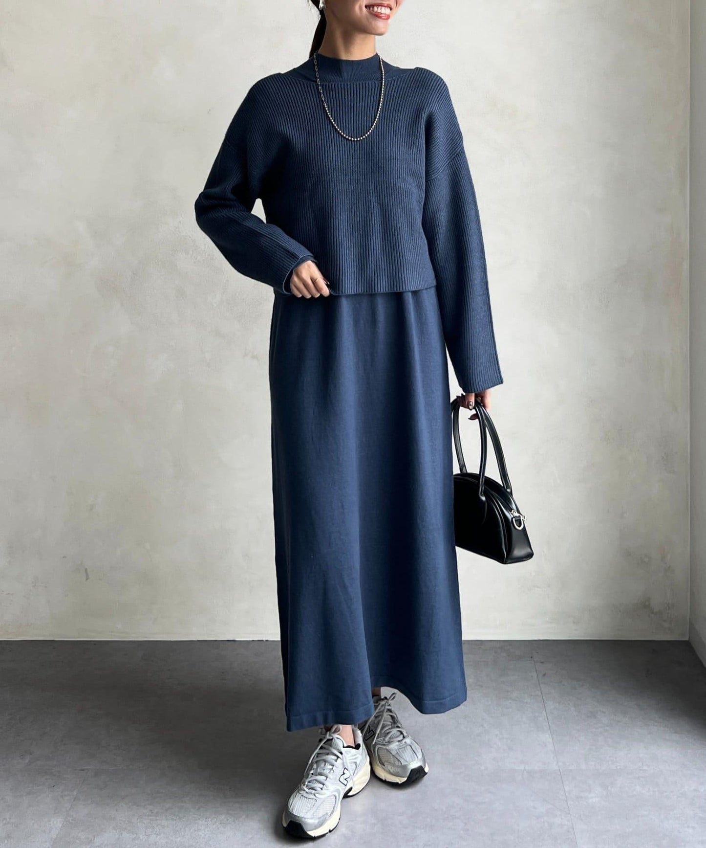 交叉套頭針織連衣裙