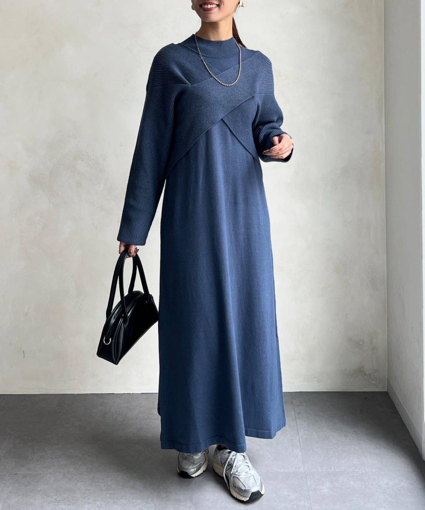 交叉套頭針織連衣裙