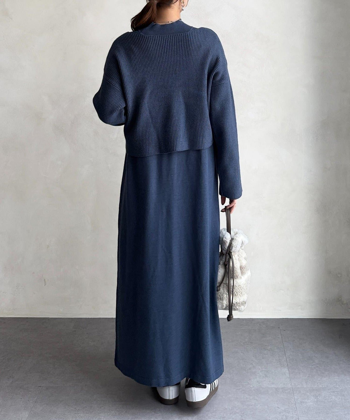 交叉套頭針織連衣裙