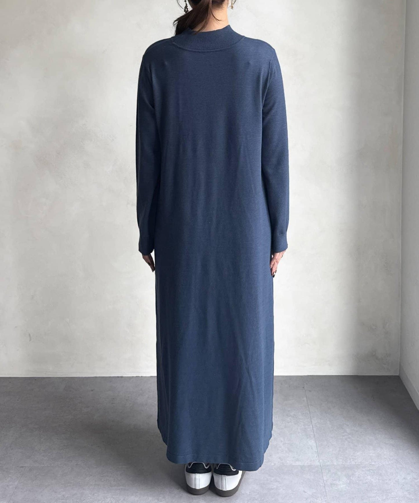 交叉套頭針織連衣裙