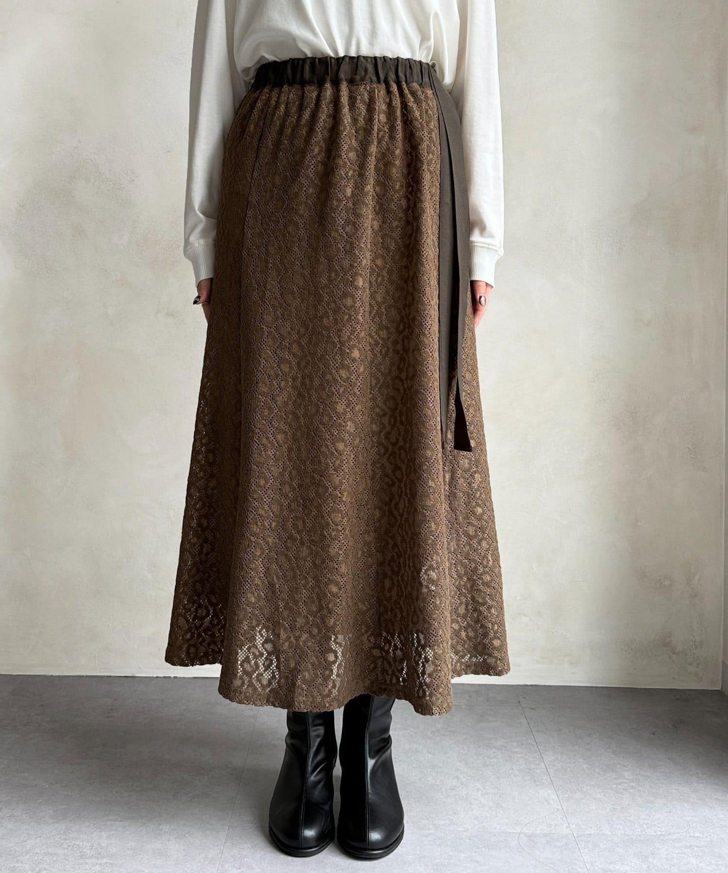 層疊喇叭蕾絲半身裙