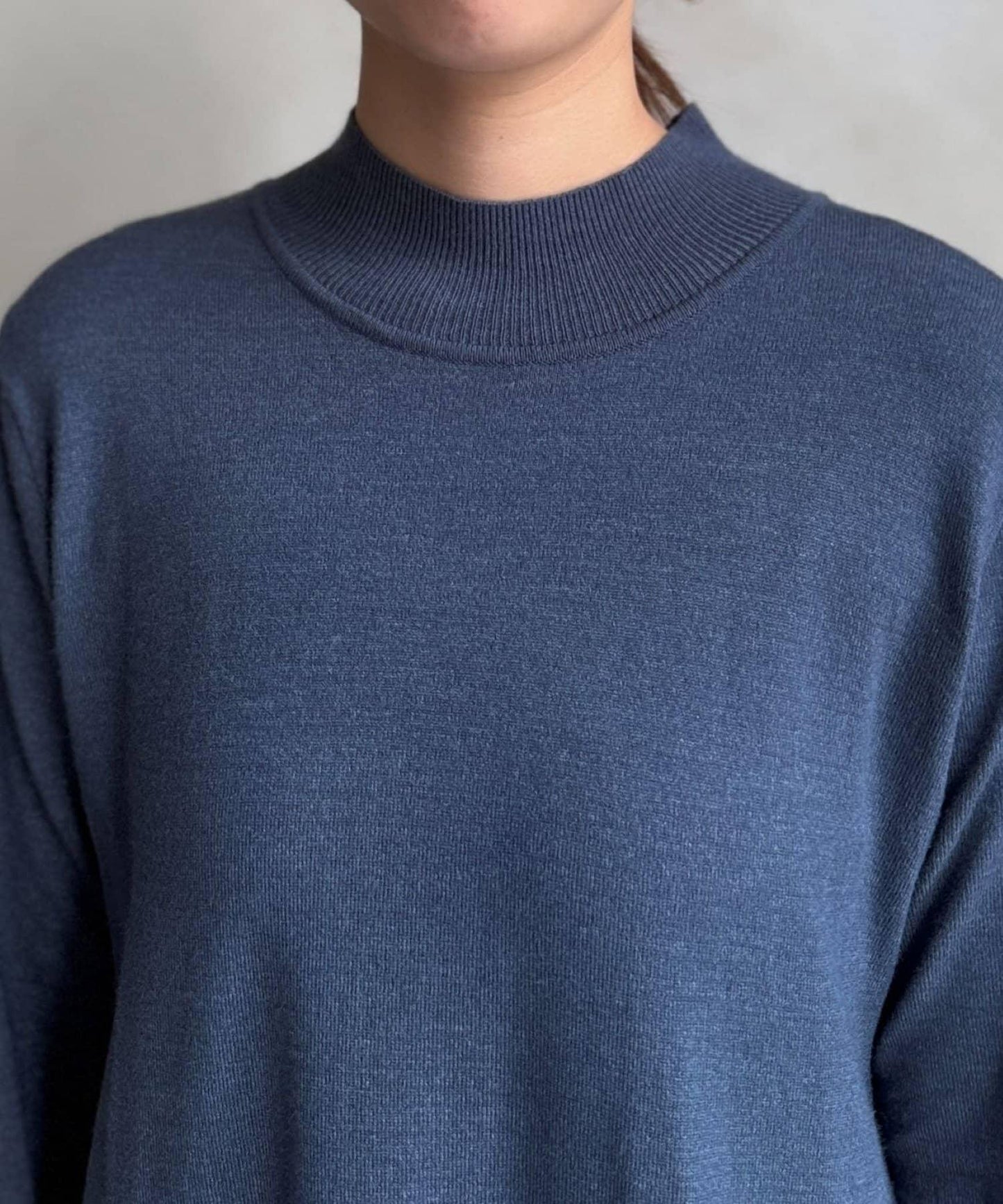 交叉套頭針織連衣裙