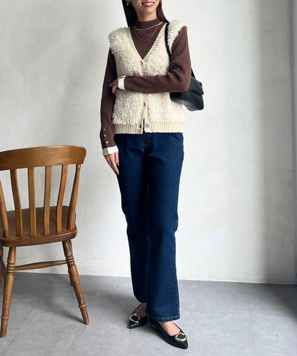 袖口紐扣高領套頭衫