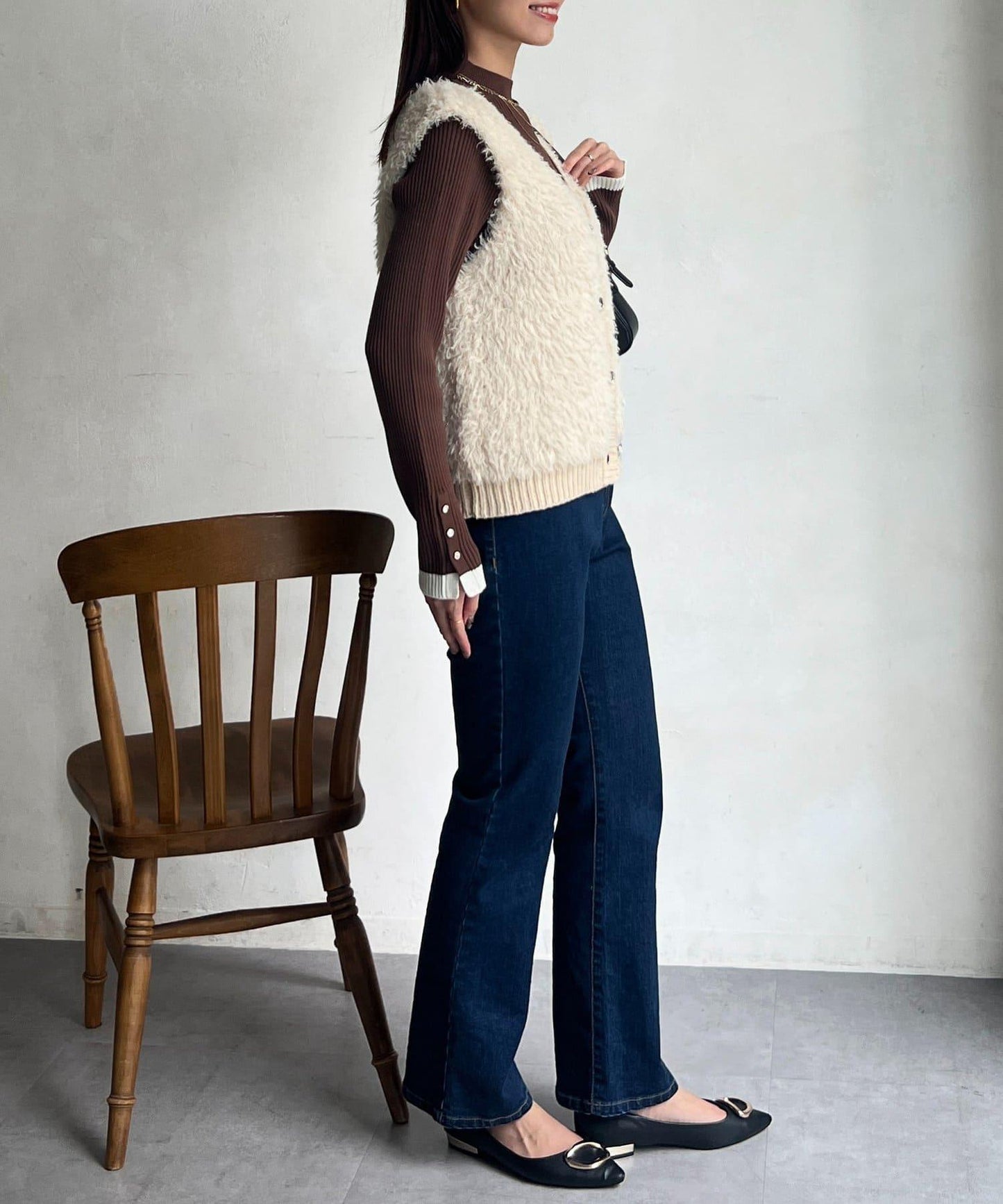 袖口紐扣高領套頭衫