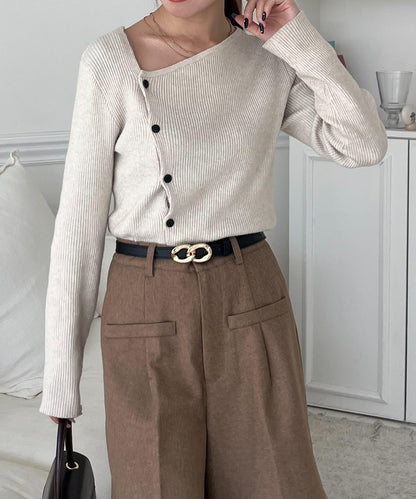 不對稱領口紐扣羅紋針織衫