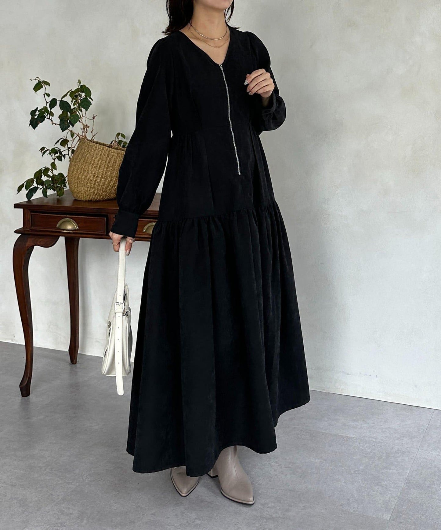 前拉鍊層疊連衣裙