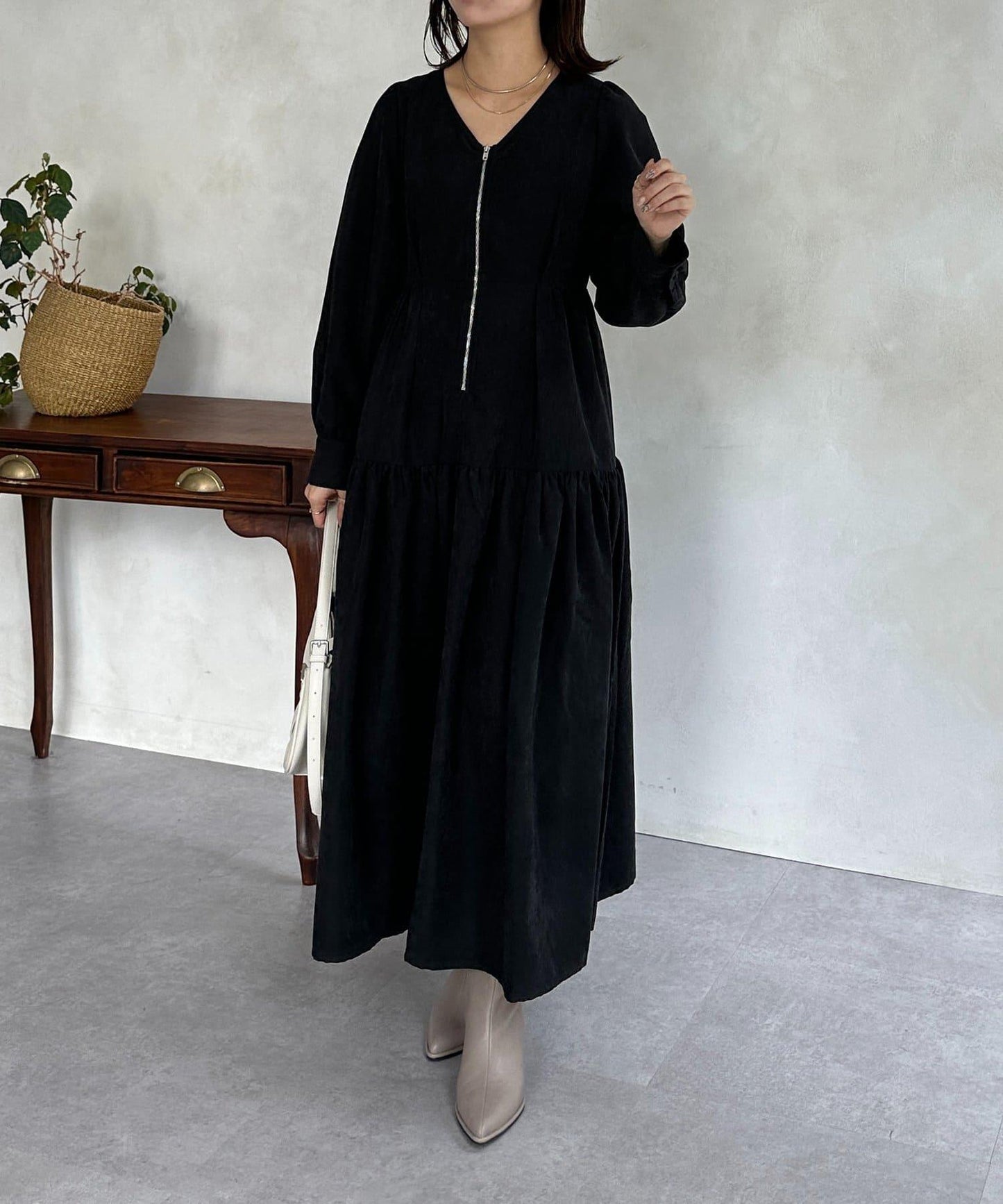 前拉鍊層疊連衣裙