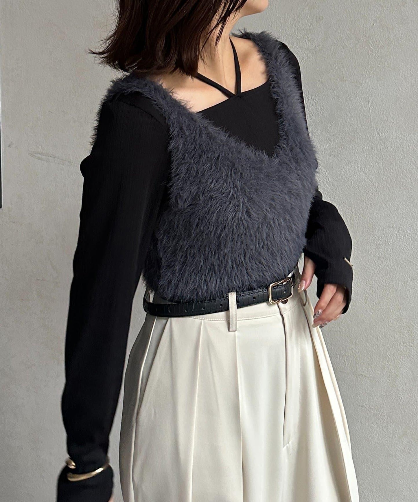 毛絨V領背心