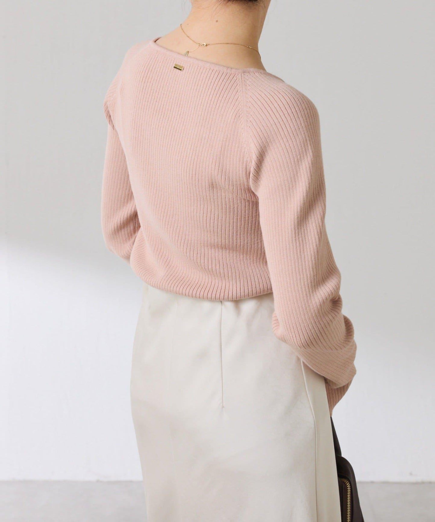 【高級感】深方領羅紋針織衫