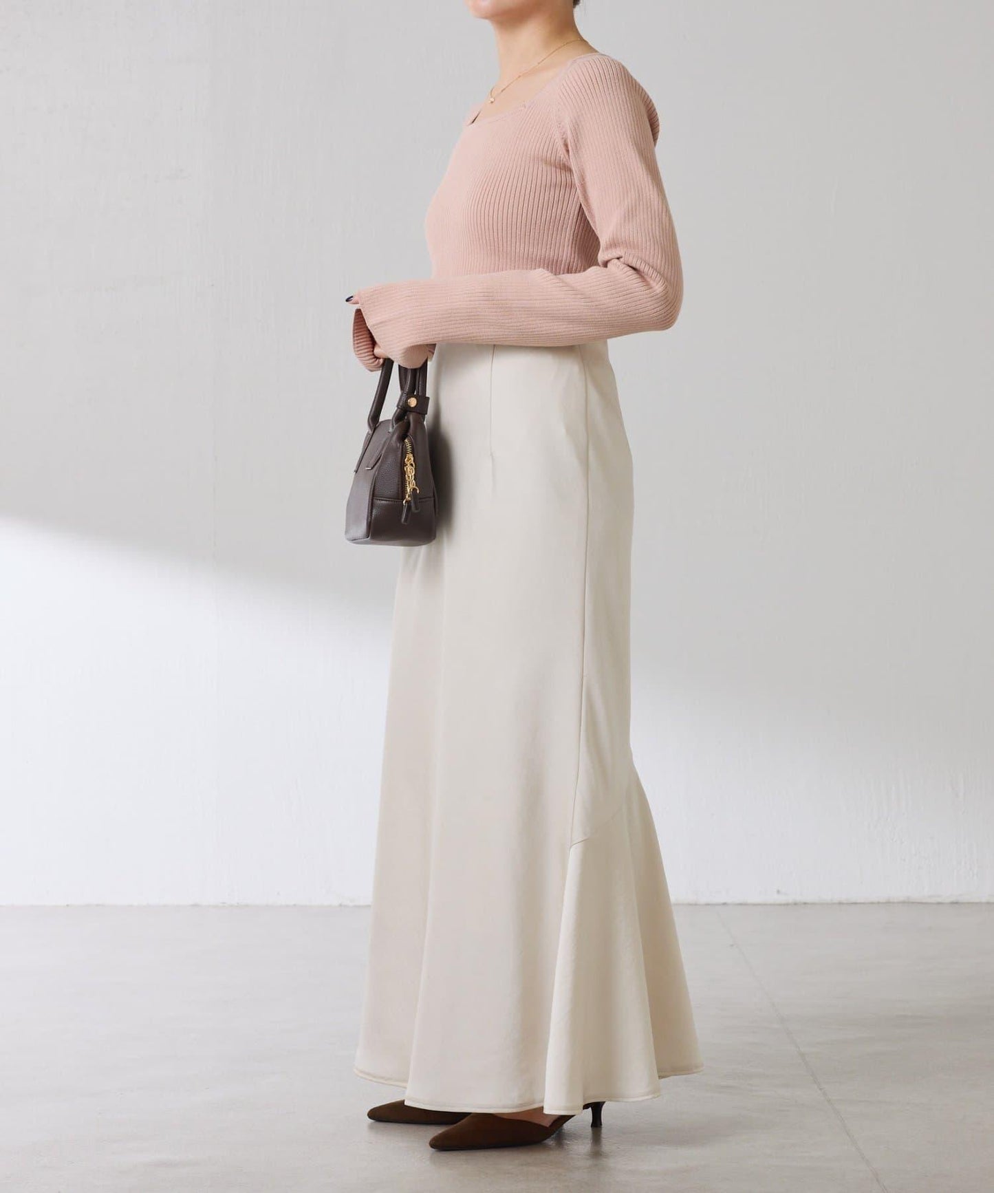 【高級感】深方領羅紋針織衫