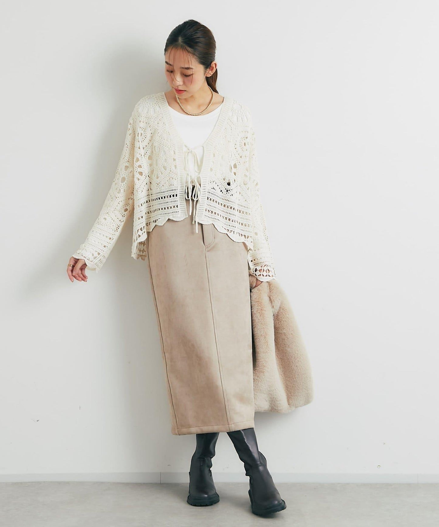 美麗剪影◎麂皮窄裙