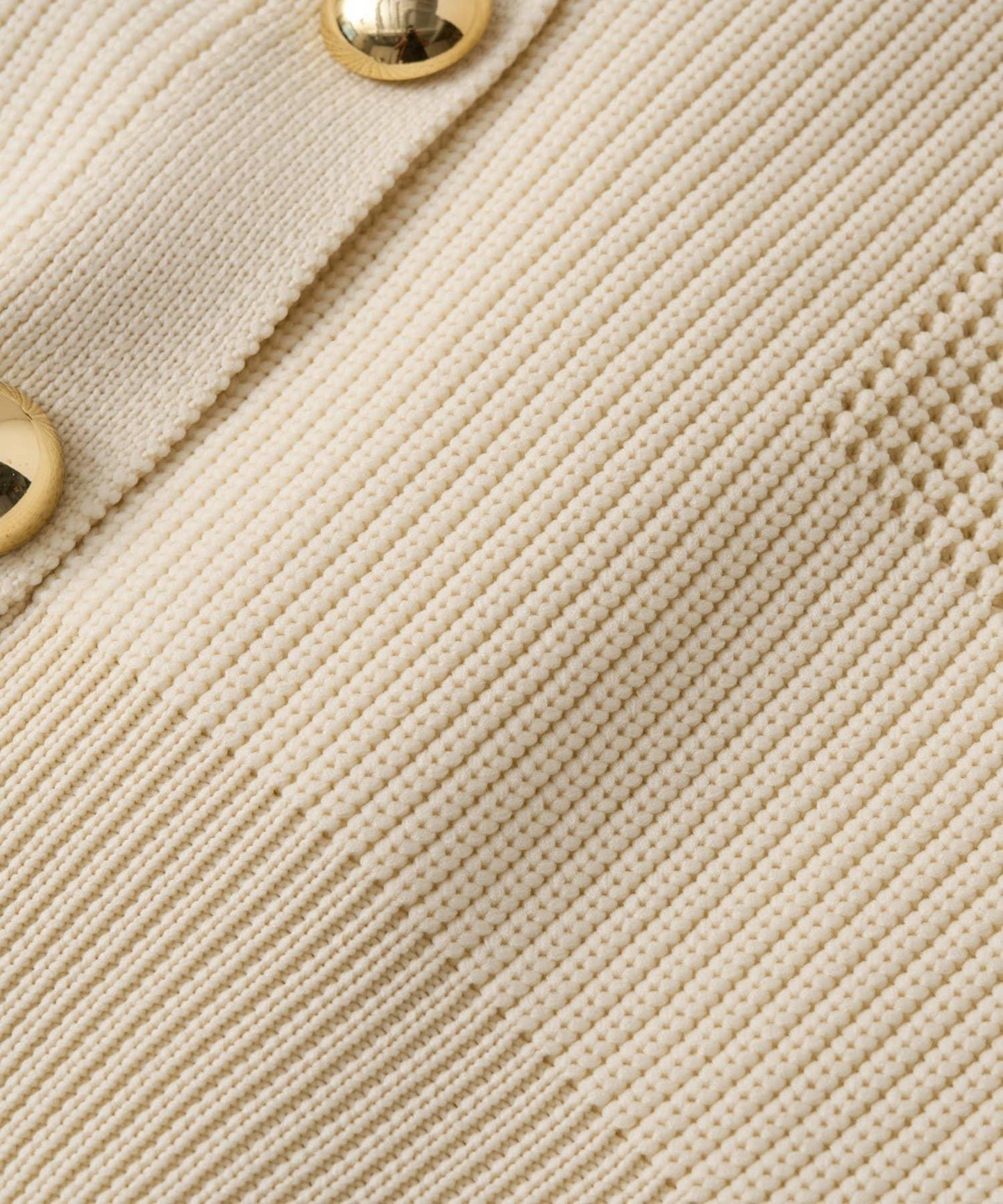 日常百搭大紐扣拼接圖案泡泡袖開衫