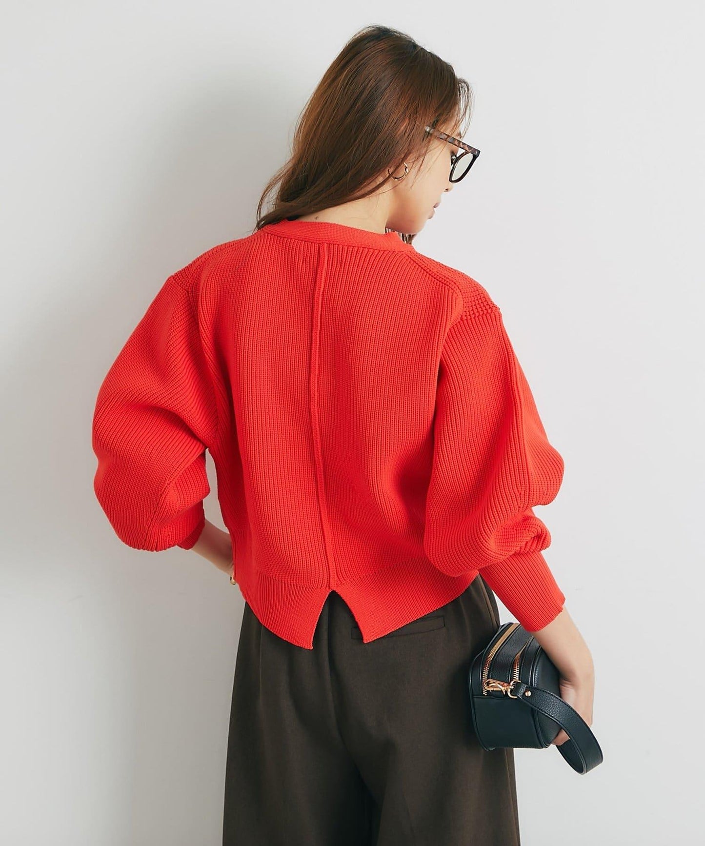 日常百搭大紐扣拼接圖案泡泡袖開衫